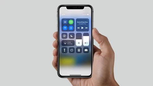 iPhone 128GB存储告急？禁用苹果AI功能可释放7GB空间📱