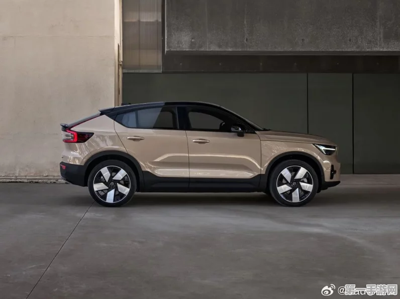 沃尔沃EX40惊艳亮相，年内登陆国内市场🚗✨